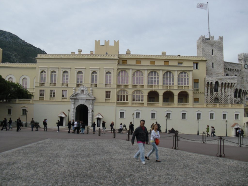 monacopalace1.jpg