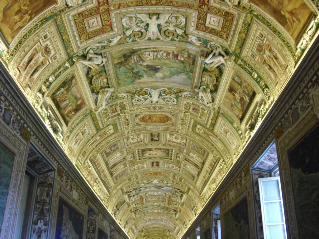 vaticanmuseum14.jpg